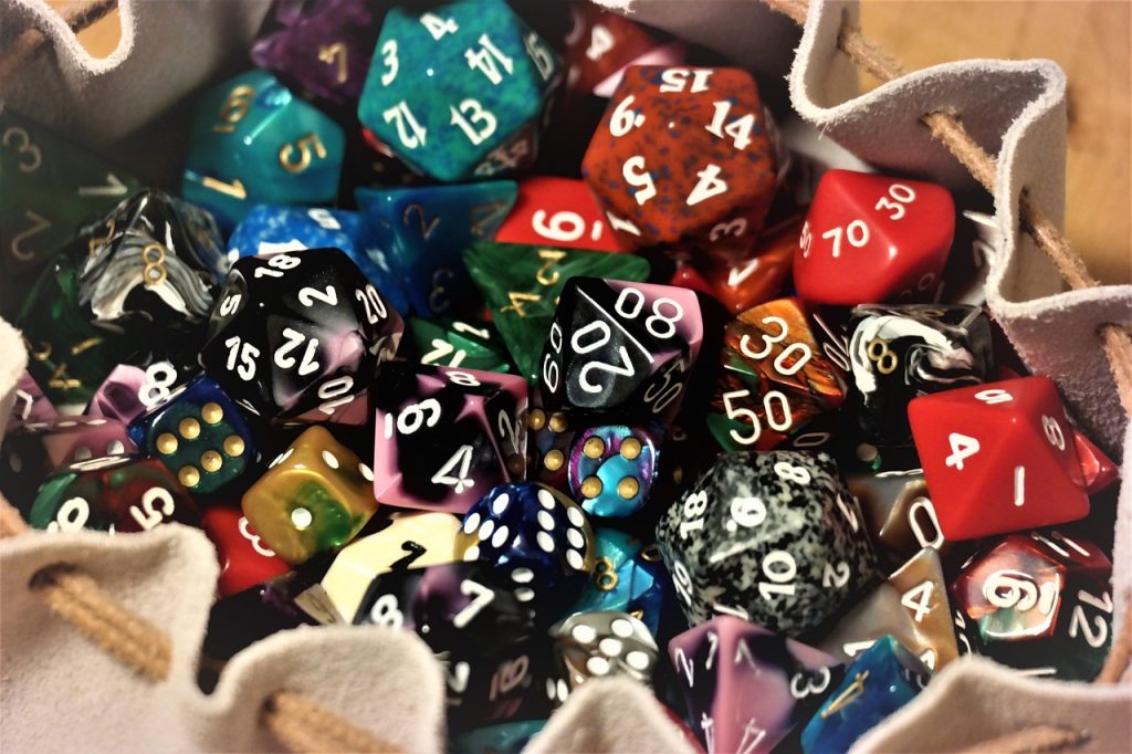 dice-2833823_1280